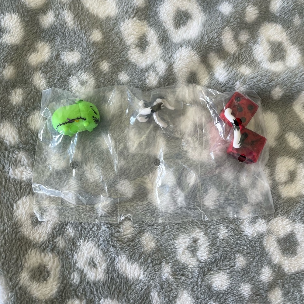 New in the Bag Disney Tsum Tsum Oggie Boogie Blind bag set